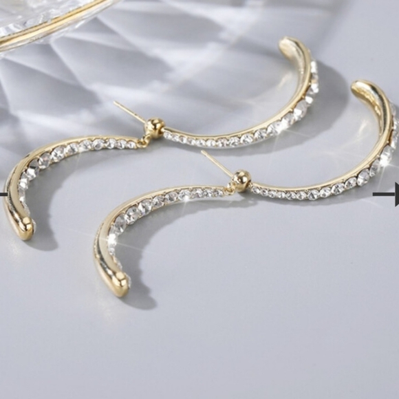 NEW Cascading Earrings Gold Dangle Gorgeous Dual Two Sided Barbiecore Romantic - Picture 3 of 12